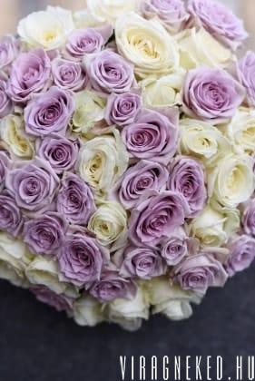 Lila-Fehér rózsacsokor - igazán romantikus - viragneked.hu